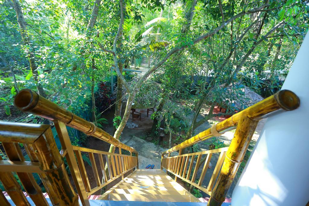 Ferienwohnung Marari John'S Beach Mararikulam Exterior foto